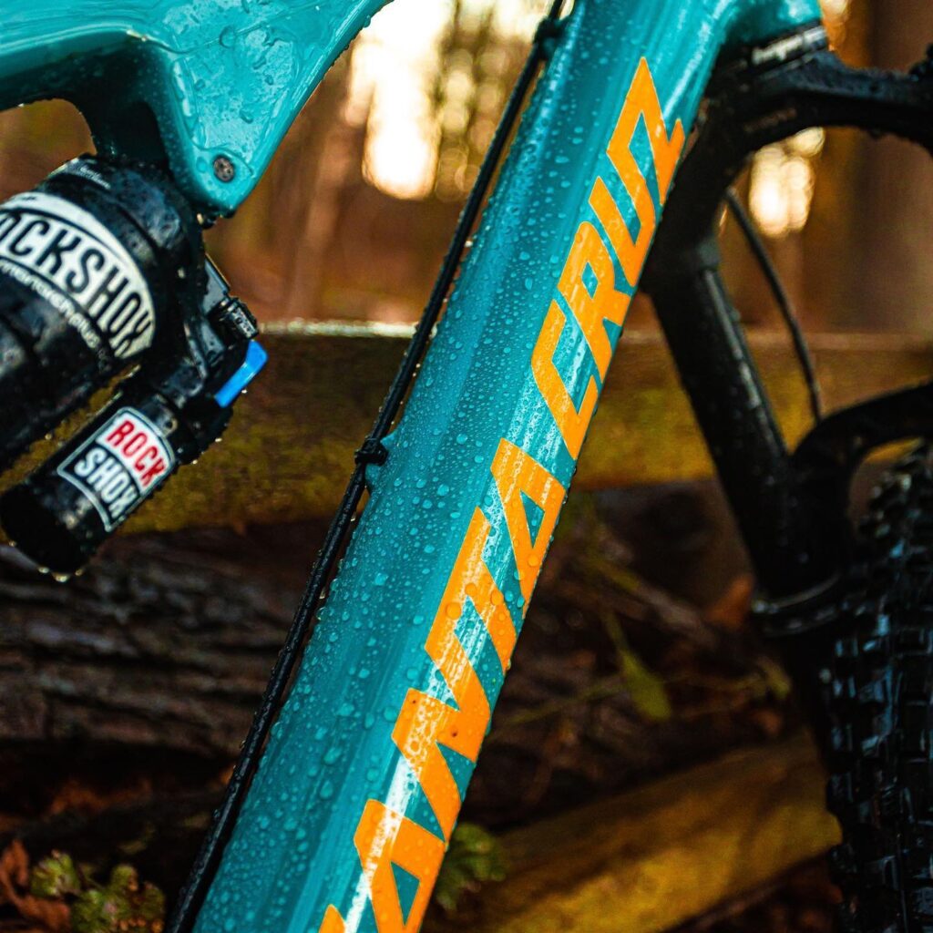 Gtechniq Bike Cleaner, Spray-On, Fast Acting Bike Degreaser. Gets Muck Off Fast Oil, Grease And Dirt Removal, Non-Toxic, Biodegradable Bike Cleaning
